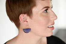 Load image into Gallery viewer, Boat Earring Indigo Fleck