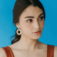 Load image into Gallery viewer, Flower Power Earring - Persimmon