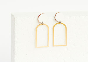 Arches Earring White
